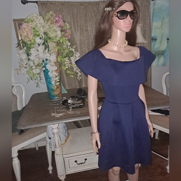 Charlotte Russe dress, size 6 - Picture 3 of 5